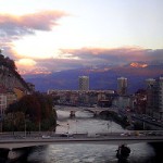 Paseo por el río Isère en Grenoble
